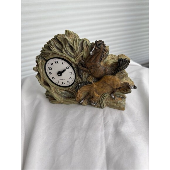 Wild Horses Quartz Clock Carved Stone For Mantel, Desk Or Shelf Tested - Picture 9 of 9